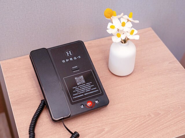 Henghe Selected S Design Hotel - flagship store of Guangzhou Baiyun Railway Station International Convention Center