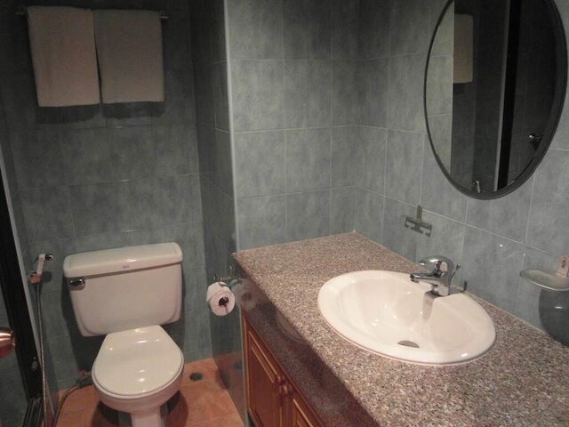 パーク レーン コンド F4 R419