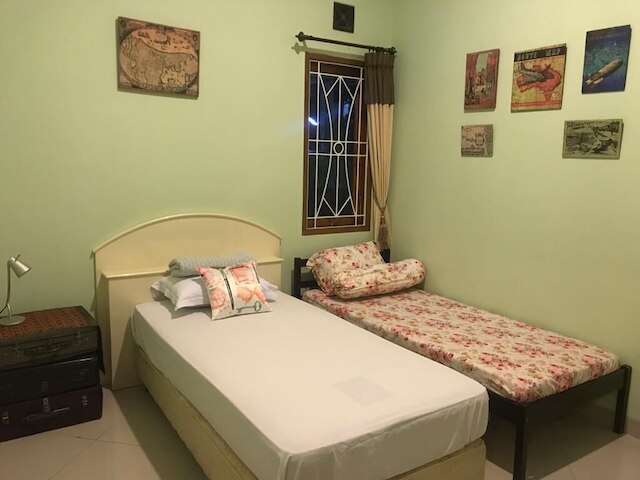 サニー ゲスト ハウス レンバン