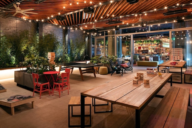 モクシー オースティン - ユニバーシティ