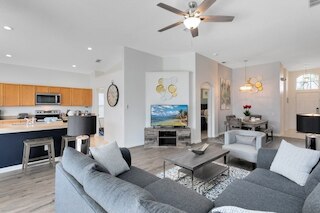 イマキュレート 4 ベッドルーム 3 バスルーム イン ウィンザーパームズ ビラ バイ レッドオーニング