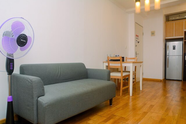 コンフィ アンド ビューティフル ベッドルーム メンテン スクエア アパートメント