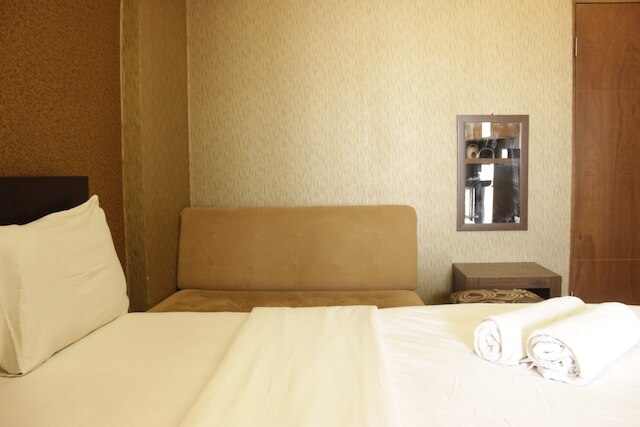 ストラテジック & コンフィー スタジオ アット ゲートウェイ チカダズ アパートメント