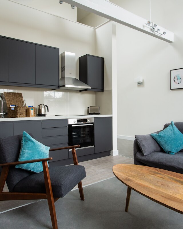 クイーンズパークバイヴェリディアンアパートメントズ