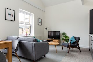 クイーンズパークバイヴェリディアンアパートメントズ