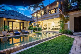 ヴィラ クリスナ