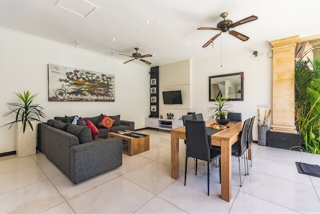 ヴィラ クリスナ