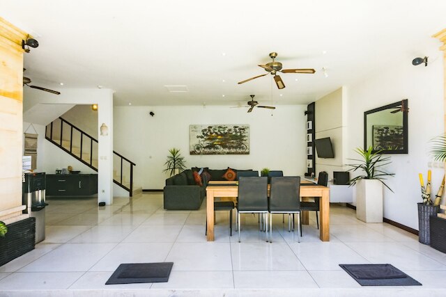 ヴィラ クリスナ