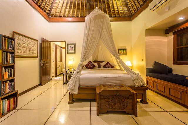 ヴィラ アルジュナ