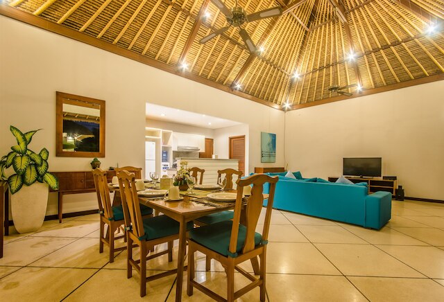 ヴィラ アローレ