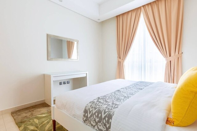 ブライト & スペーシャス 3 ベッドルーム ウィズ スタュディ イン ダウンタウン - スリープス 7!