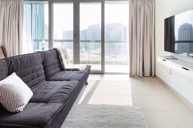 スペーシャス スタジオ イン ニュー 8 ブールバード ウォーク !