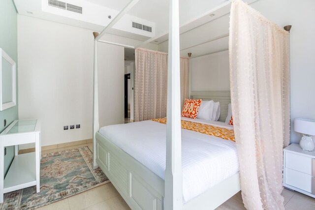 リーガル & モダン2 ベッドルR ウィズ スタュディ イン ダウンタウン ドバイ - スリープス 5!