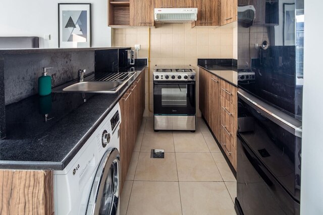 モダン ラスティック スタジオ アパートメント イン ダウンタウン ドバイ