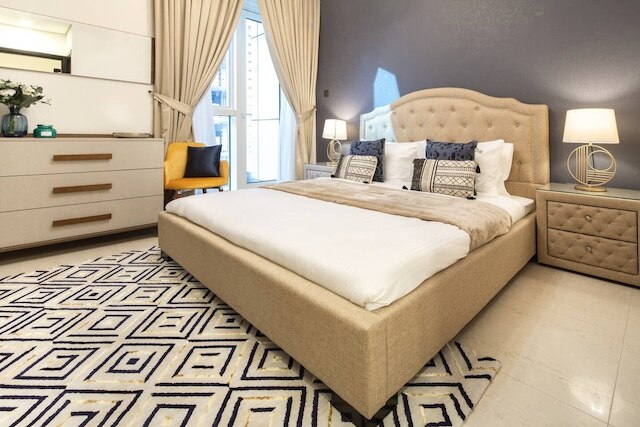 ユニークリー エレガント 2 ベッドルーム イン プレスティジャス ダウンタウン ドバイ !