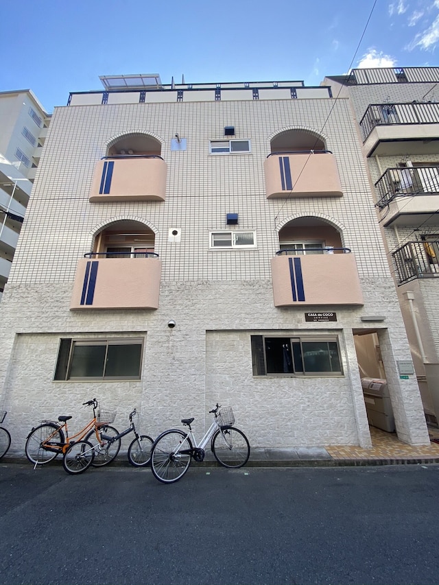 GOLDHOUSE 新大阪 305