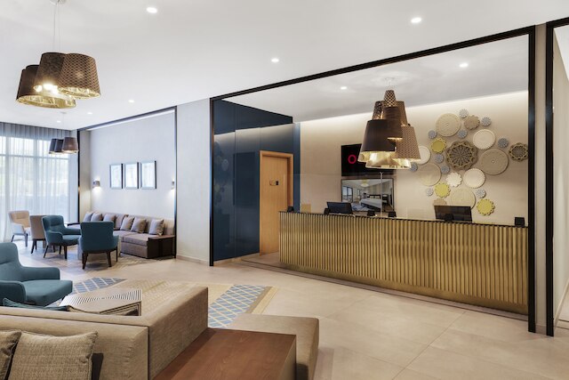 アパートホテル アダージョ ドバイ デイラ