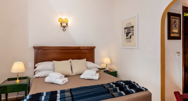 アルコ・イン・パンテオン・アパートメント