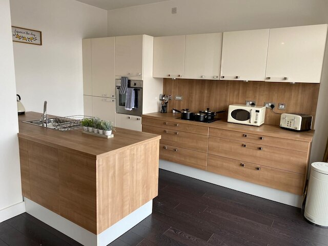 リバーサイド ゲッタウェイ 2 ベッドルーム