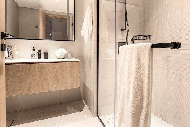 モダン & アドラブル スタジオ W/ スペクタキラー ブルジ カリファ ビューズ!