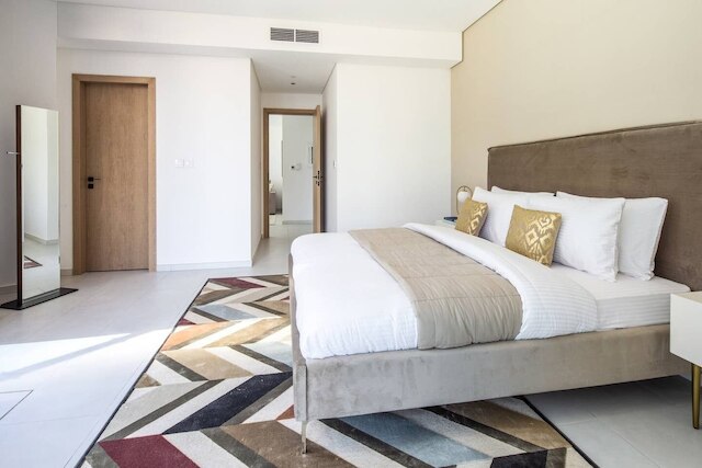 モダン + ミニマリスト ベッドルーム イン ブルジュ カリファ ブールバード !