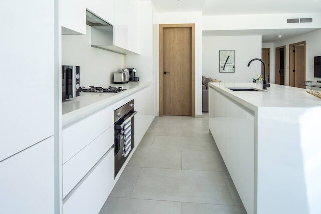 モダン + ミニマリスト ベッドルーム イン ブルジュ カリファ ブールバード !