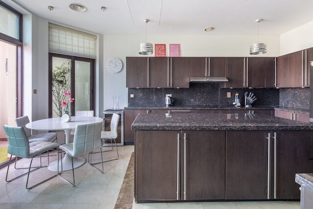 プレミアム スカイ ハイ 3ベッBルRム ペントハウス イン フェアモント ノース レジデンス