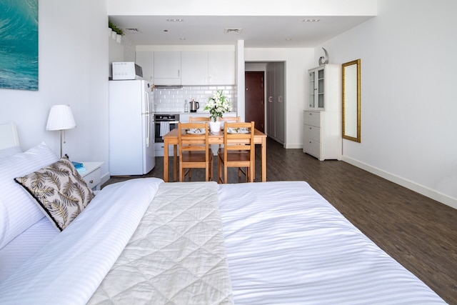 ラスティック アンド バイブラント スタジオ アパートメント イン ダウンタウン ドバイ