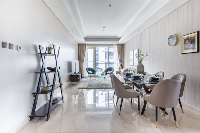 リッチ & バイブラント 2ベッドルー ウィズ スチュディ イン ダウンタウン ドバイ