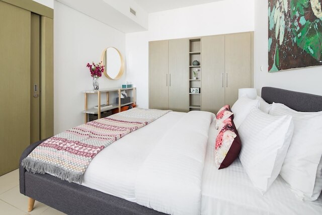 ユニーク + スタニング2ベッドルーム ロフト イン ダウンタウン ドバイ !