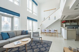 ユニーク + スタニング2ベッドルーム ロフト イン ダウンタウン ドバイ !