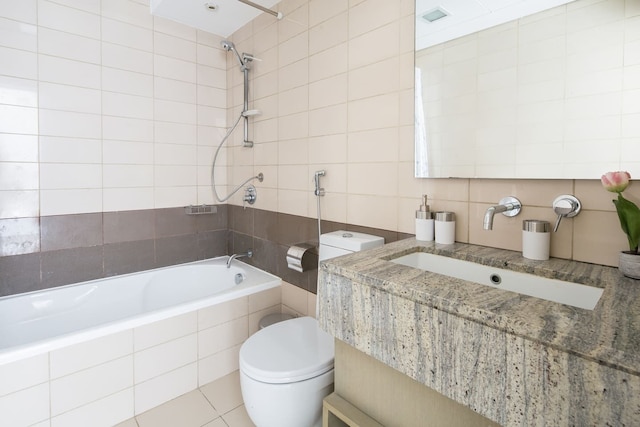 ユニーク + スタニング2ベッドルーム ロフト イン ダウンタウン ドバイ !