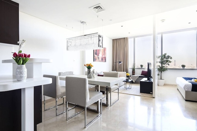 スタイリッシュ アンド ライト スタジオ イン ディフC!