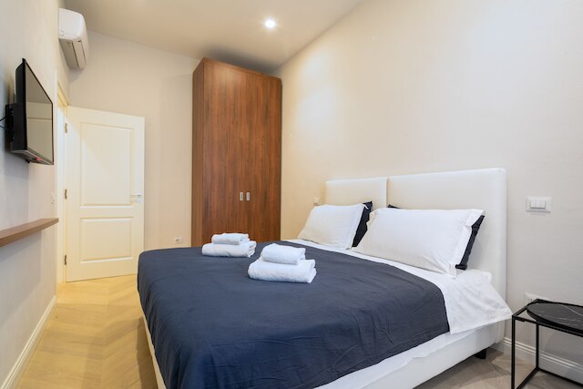 ラグジュアリー ブルー ドゥオーモ バイ メガ