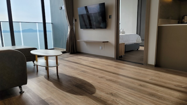 シー ビュー 253 ザ ベース セントラル パタヤ