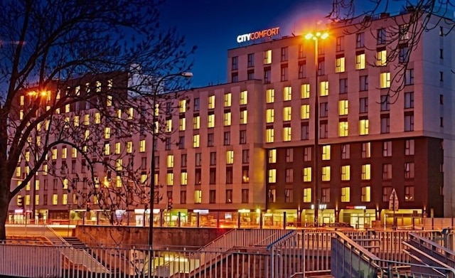 P&O アパートメンツ ウォルスカ レジデンス 165