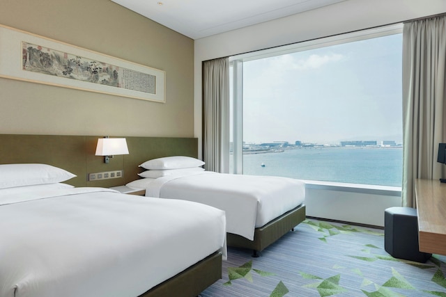 Sheraton Hong Kong Tung Chung Hotel