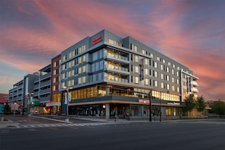 ハンプトン イン & スイーツ ウォータータウン ボストン