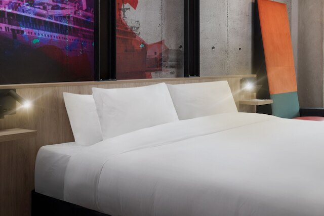 インテル ホテルズ アムステルダム ランドマーク