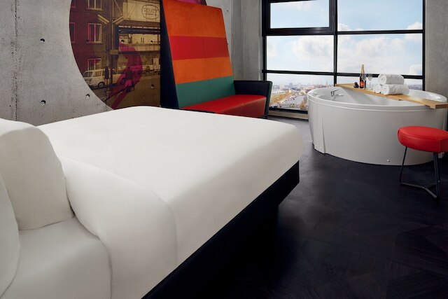 インテル ホテルズ アムステルダム ランドマーク