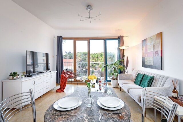 デラックス 2 Bド ヤャファ ドリームズ W プール & パーキング