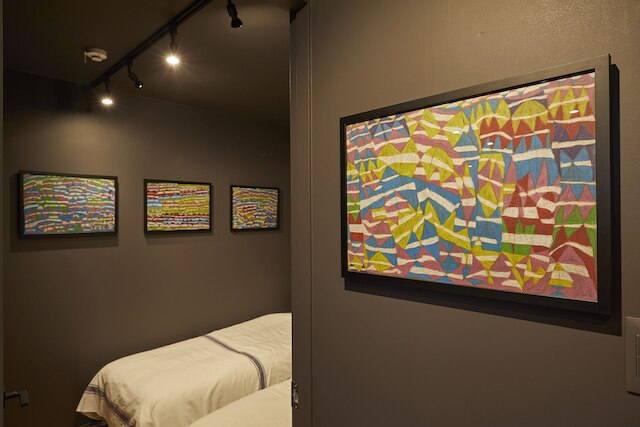 GALLERY HOTEL DISTORTION 9