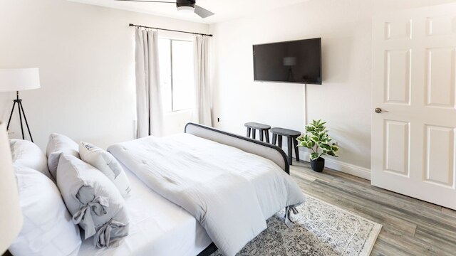 スタイリッシュ オールド タウン 2 ベッドルーム グラウンド フロア コンド