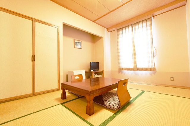 なよろ温泉サンピラー