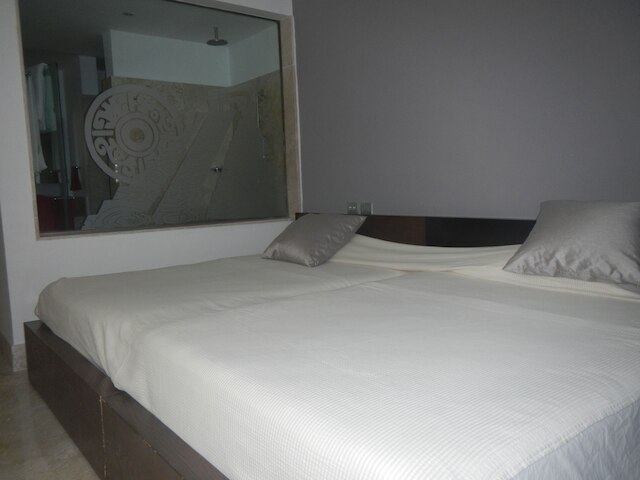 ラ アマダ レジデンス ラグジュアリー