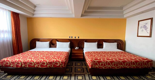 ホテル エスカラ シグロ XXI