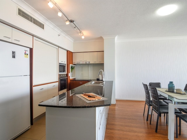 タワーズ オブ シェブロン - プライベート アパートメンツ