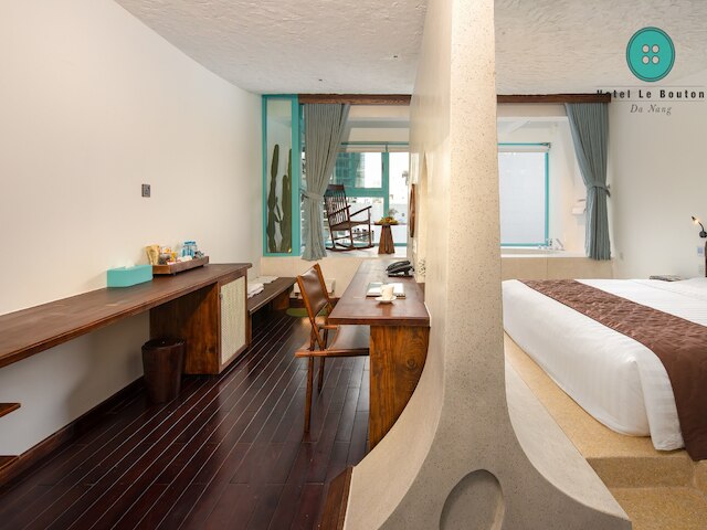 オテル ル ブトン