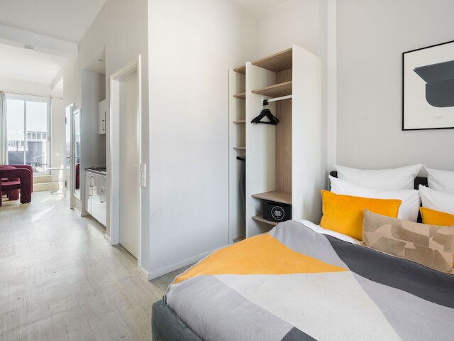 ヌマ フランクフルト ブラウ