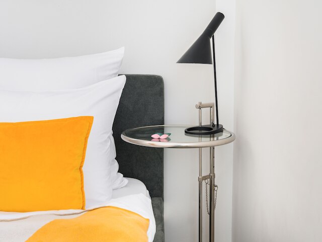 ヌマ フランクフルト ブラウ